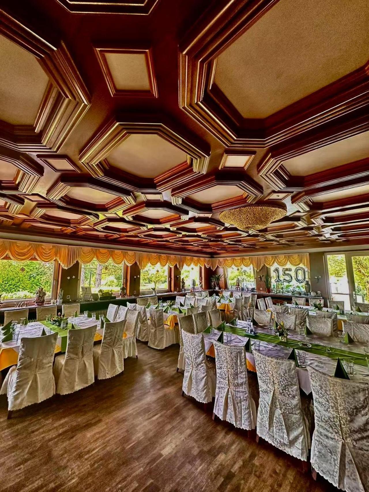 Hotel Royal Garden Bad Iburg Bagian luar foto
